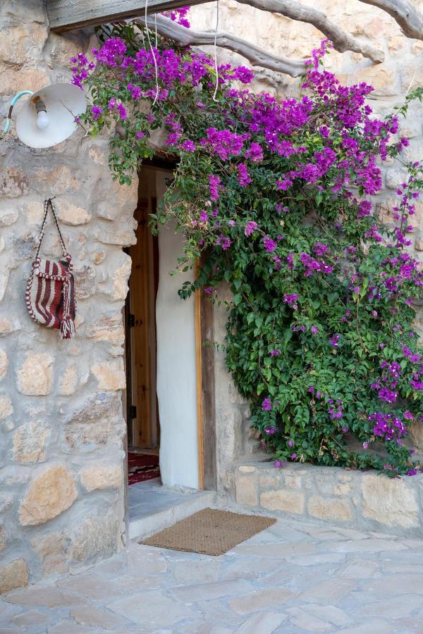 Beit Al Taybeh Hotel Aţ Ţayyibah Bagian luar foto